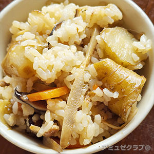 �e������